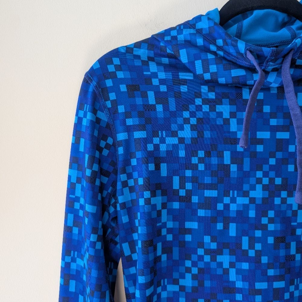 Nike Women's Pro Dri Fit Long Sleeve Hoodie Blue Geo Camo Medium - Picture 4 of 8